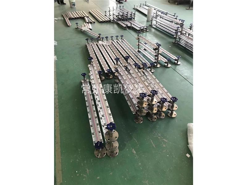 玻璃液位計